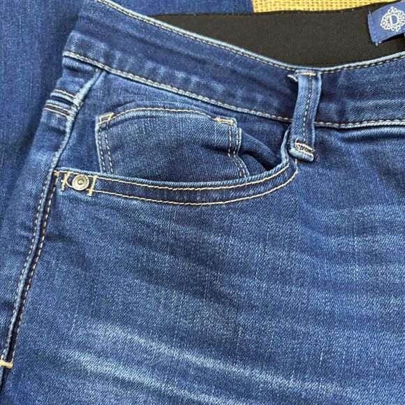 Democracy "Ab"solution Booty Lift Mid Stretch Straight Leg Indigo Jeans Size 12 - Picture 2 of 7